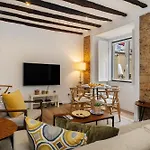 Daire Whome | Sao Vicente Deluxe *